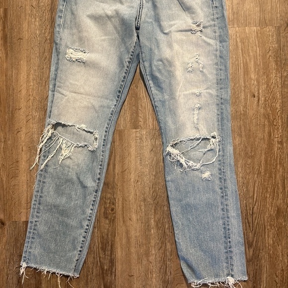HIDDEN DISTRESSED JEANS (SIZE 25) - Picture 5 of 11